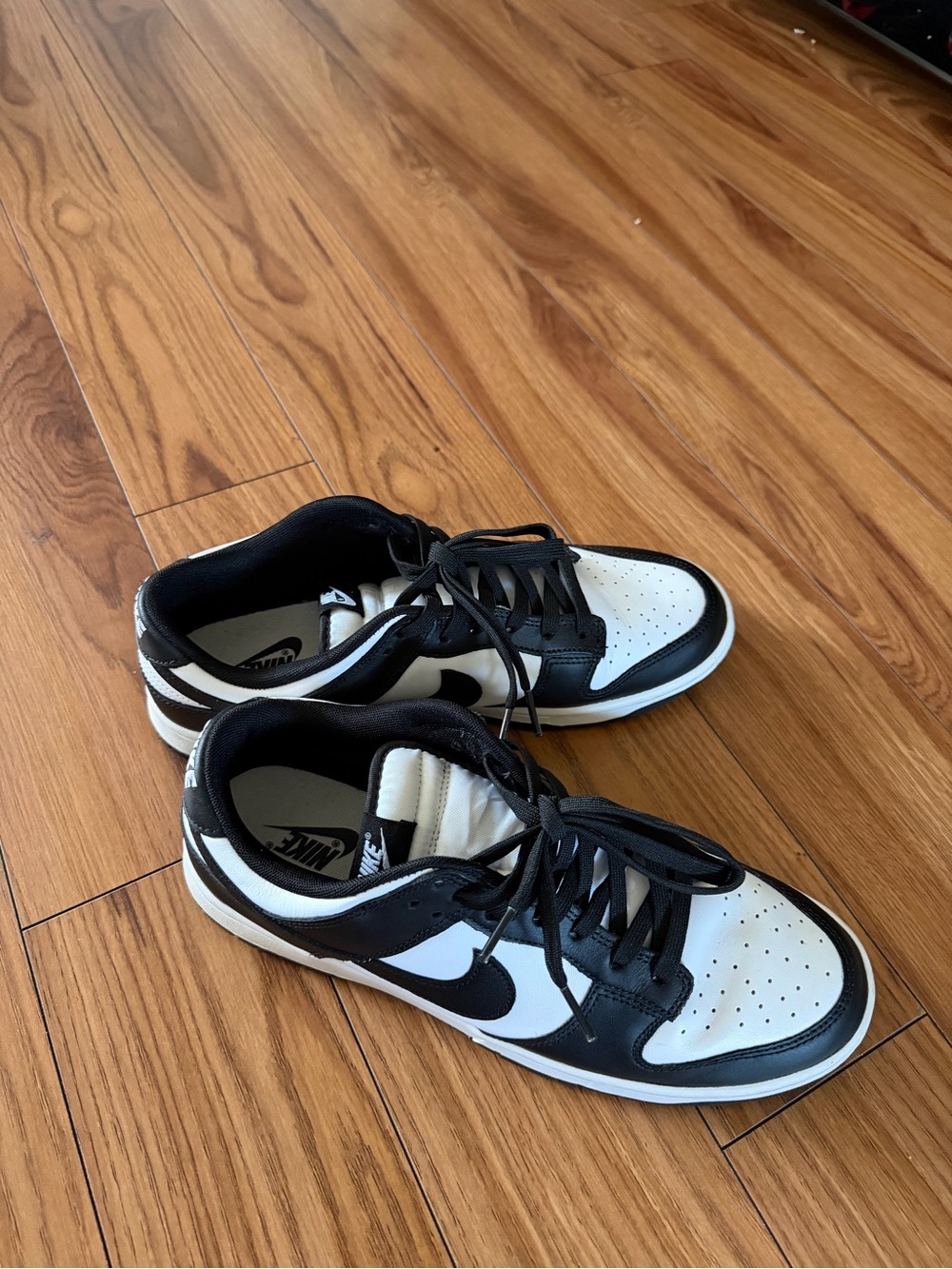Nike dunks panda size 11.5
